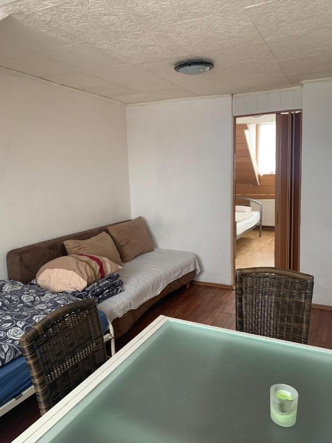Dachgeschoss Hof Apartman Krefeld Kültér fotó