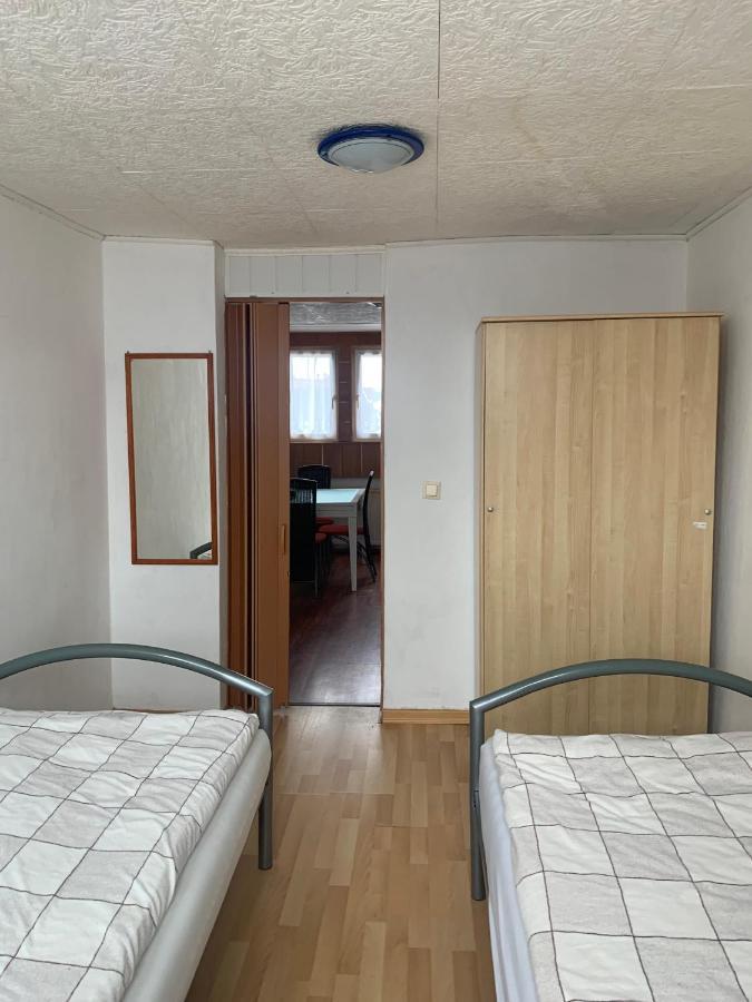 Dachgeschoss Hof Apartman Krefeld Kültér fotó