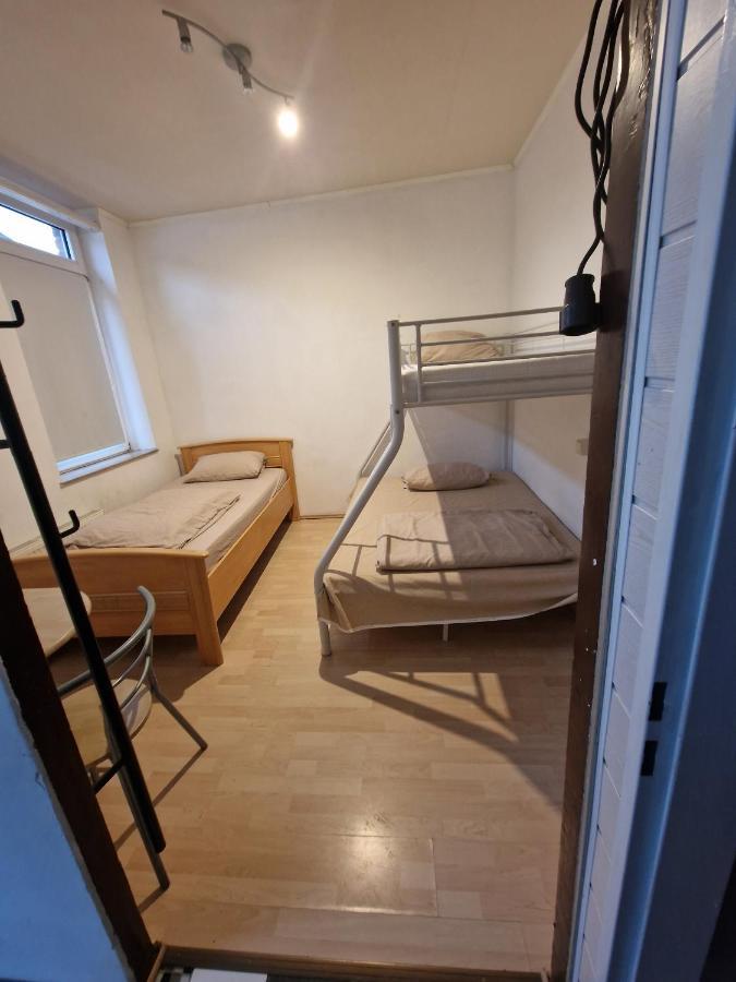 Dachgeschoss Hof Apartman Krefeld Kültér fotó