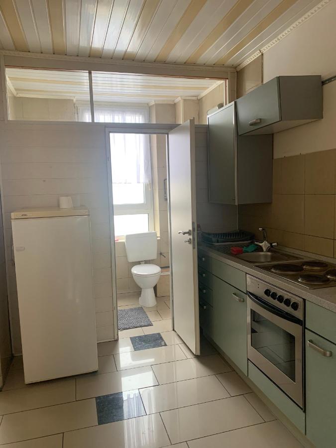 Dachgeschoss Hof Apartman Krefeld Kültér fotó